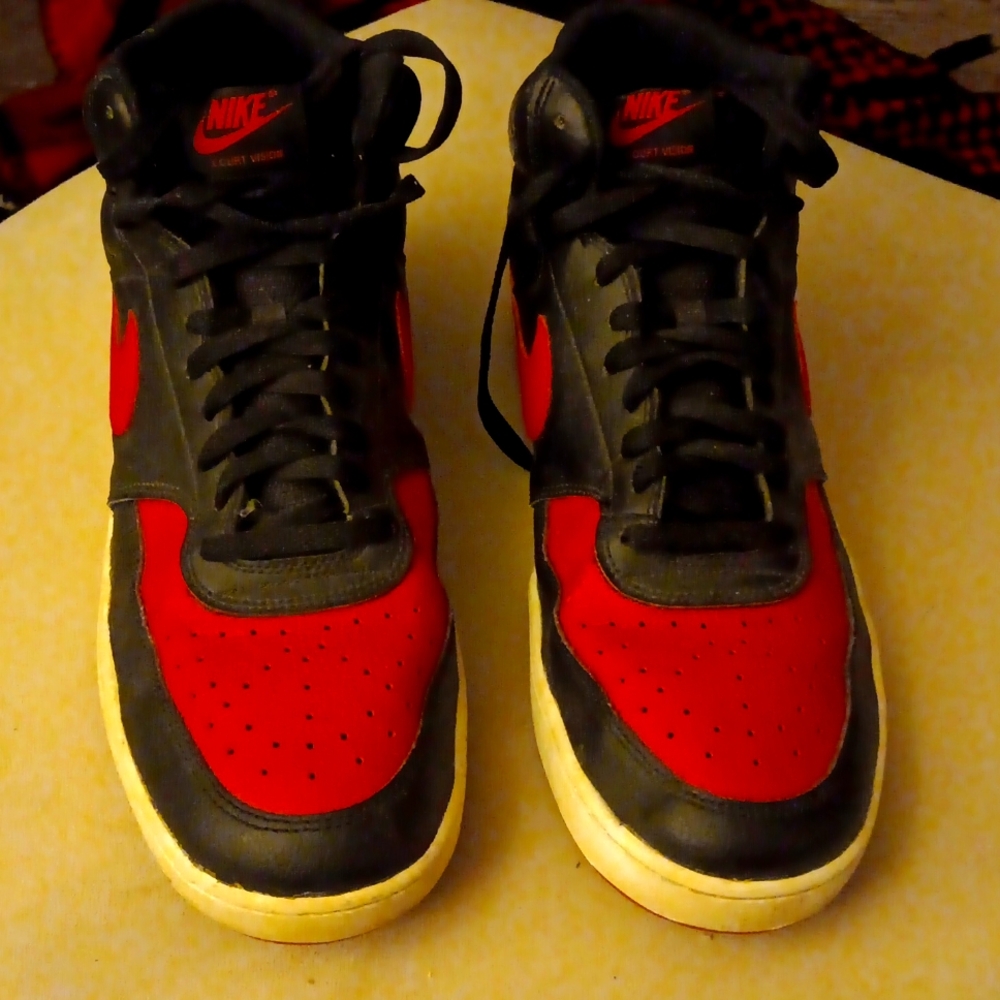 Nike Court Vison Sneakers